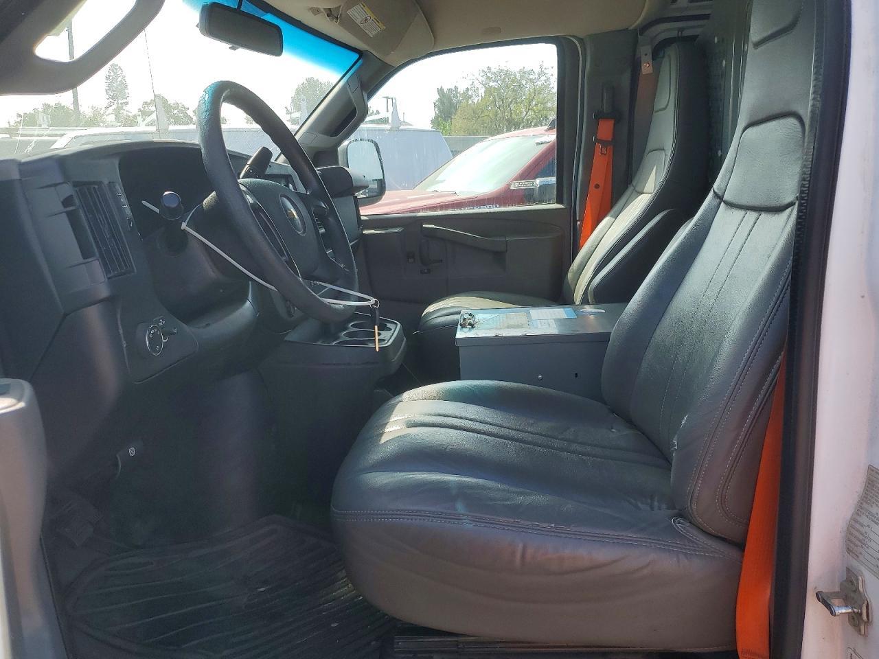 2016 Chev Rolet Express 2500 Cargo Utility / Service Van