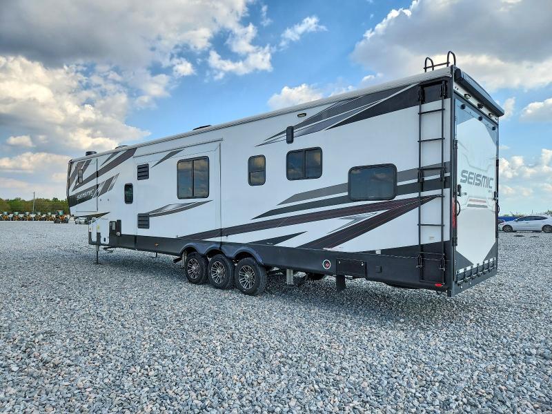 2023 Jayco Seismic Camper