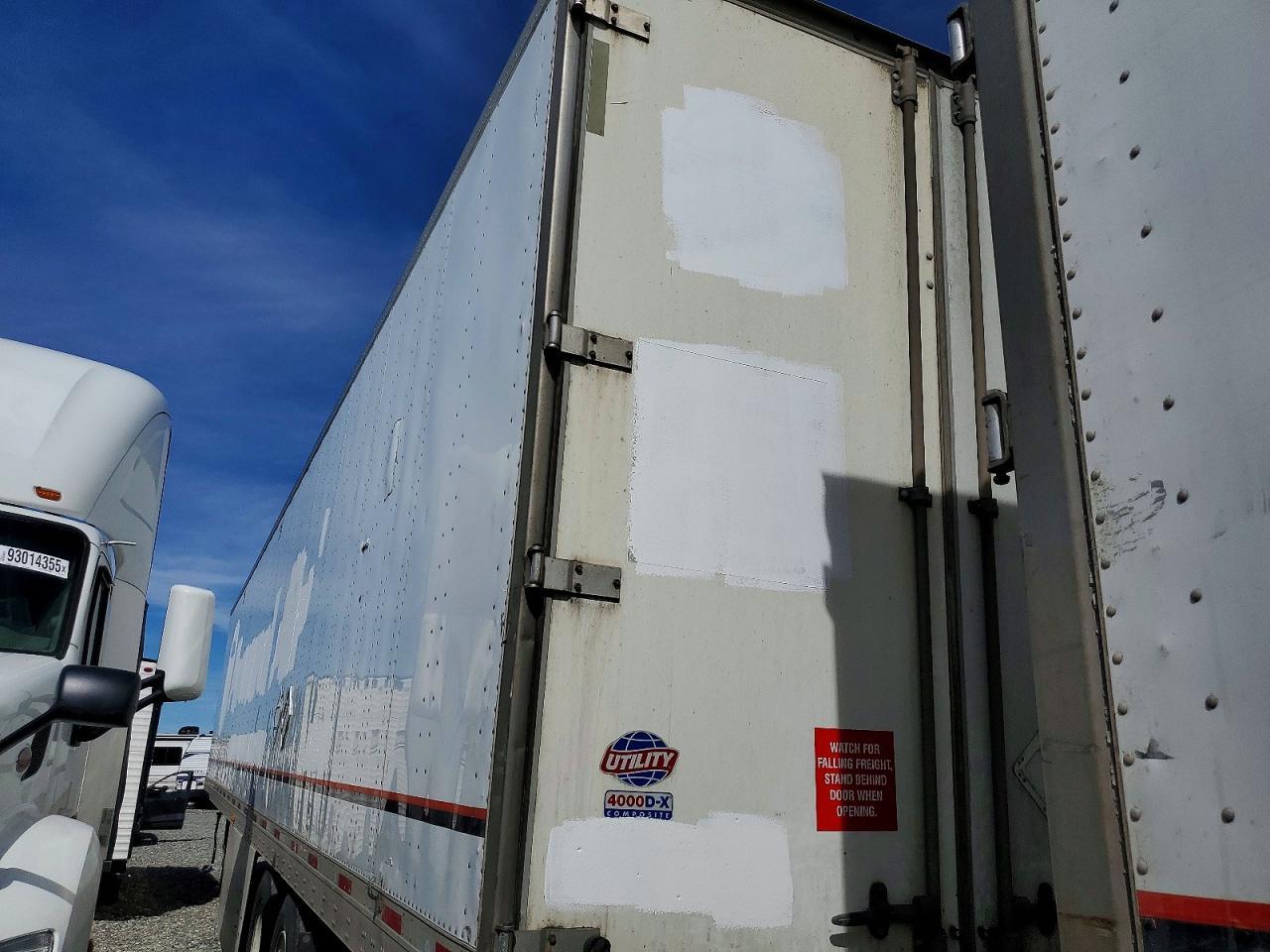 2015 Utility VS2DX DRY Van Trailer