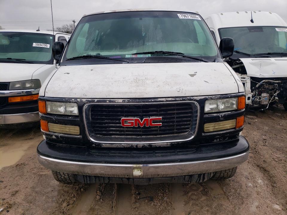 2001 GMC Savana 2500 Utility / Service Van