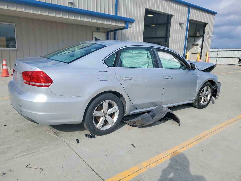 2013 Volkswagen Passat se