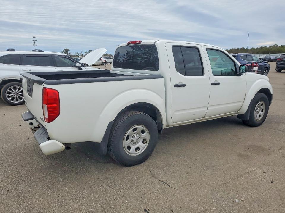 2018 Nissan Frontier S