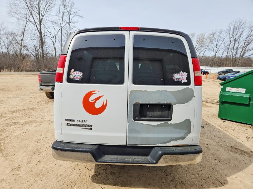 2012 Chevrolet Express G3500 lt