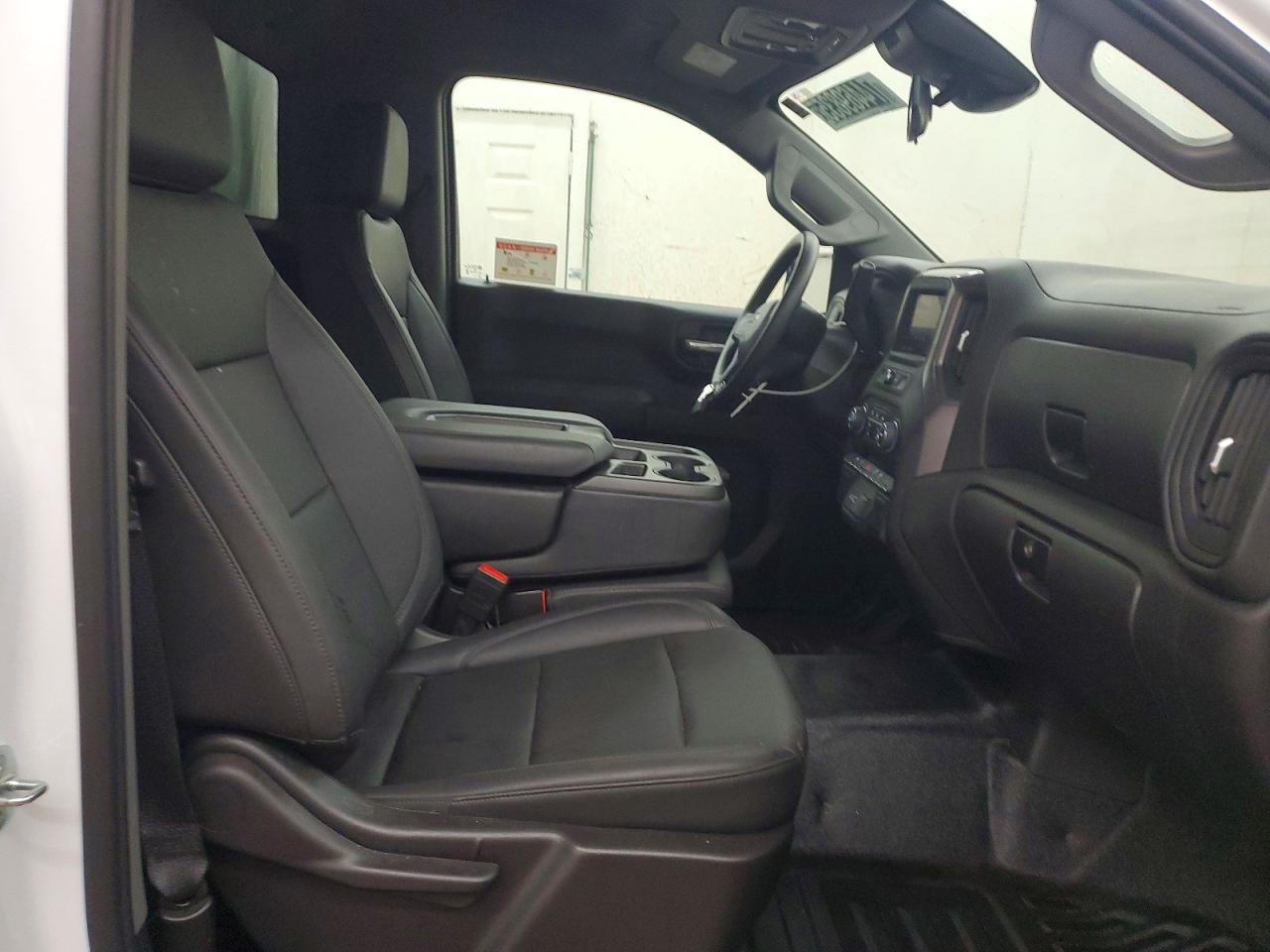 2023 Chevrolet Silverado C1500