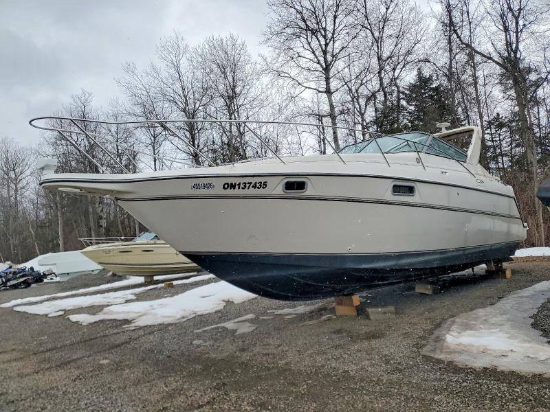 1996 Maxum Boat
