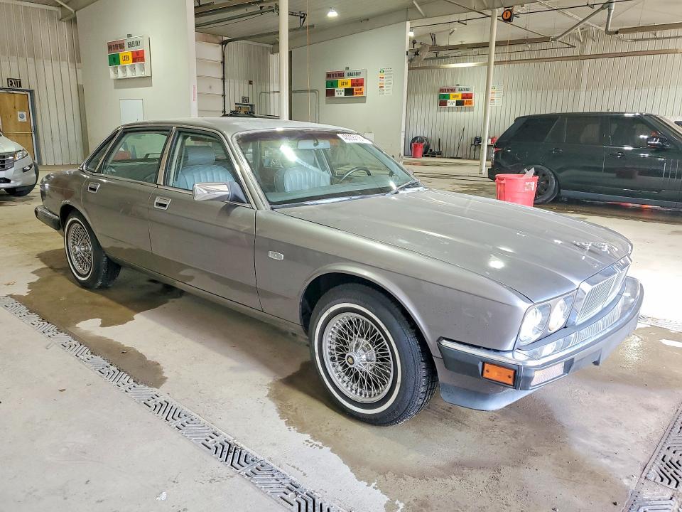 1990 Jaguar XJ6 Baseline