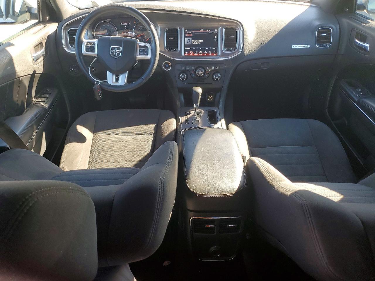 2013 Dodge Charger r