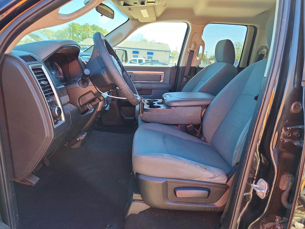 2017 Dodge RAM 1500 SLT