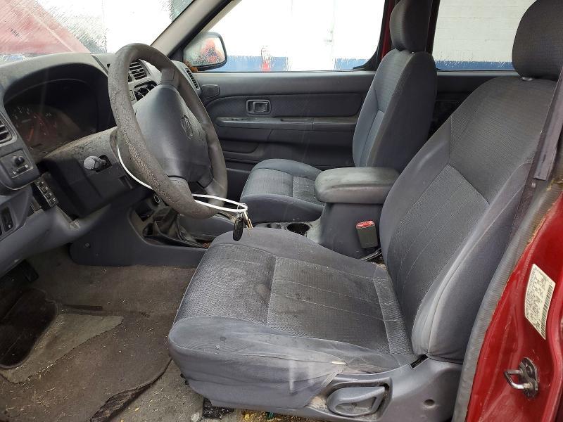 2001 Nissan Frontier xe