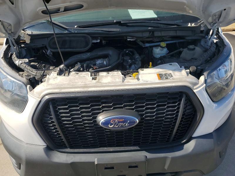 2022 Ford Transit Delivery Truck