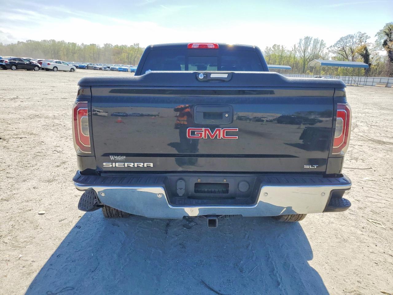 2018 GMC Sierra K1500 SLT