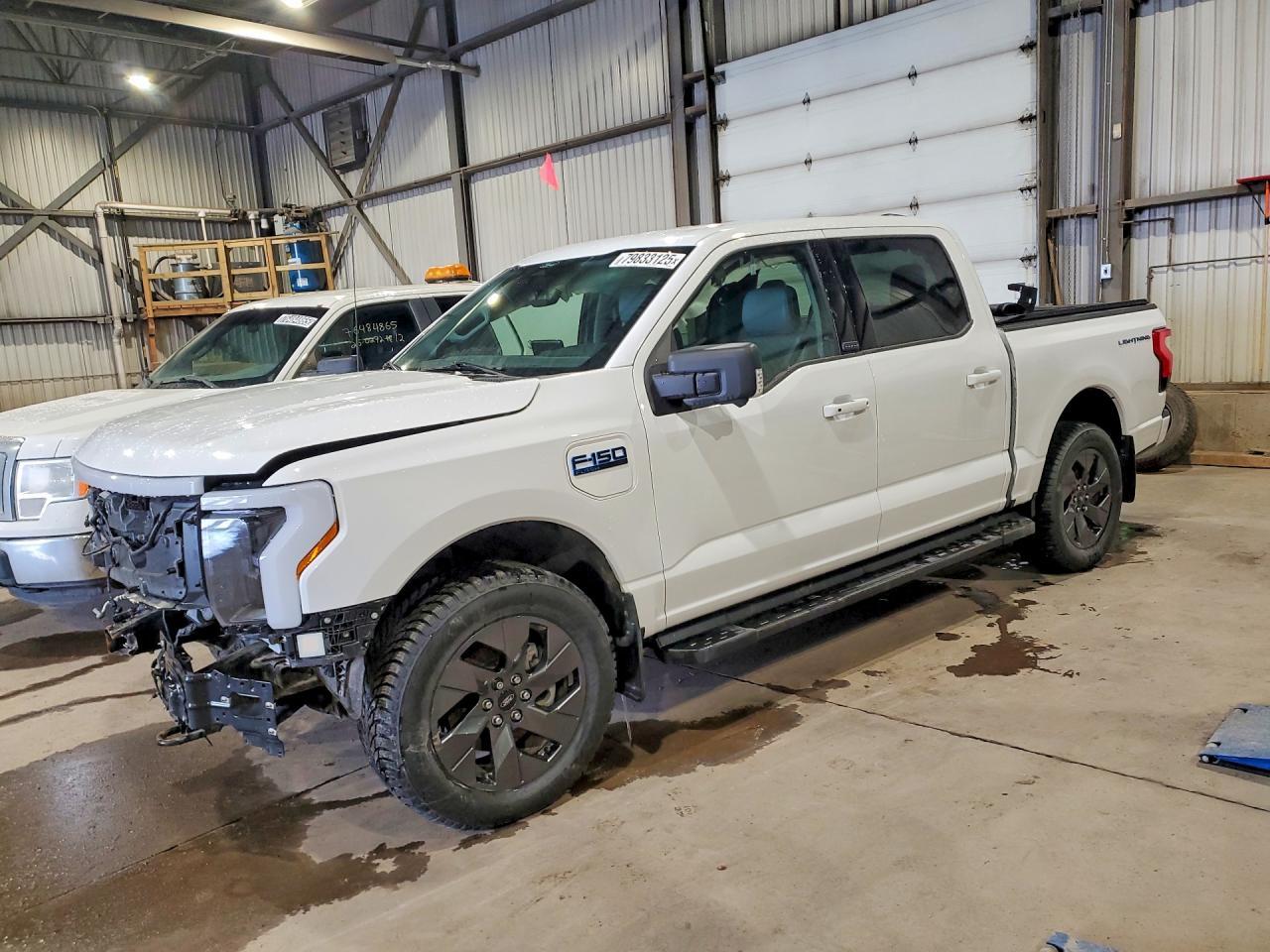 2025 Ford F150 Lightning XLT