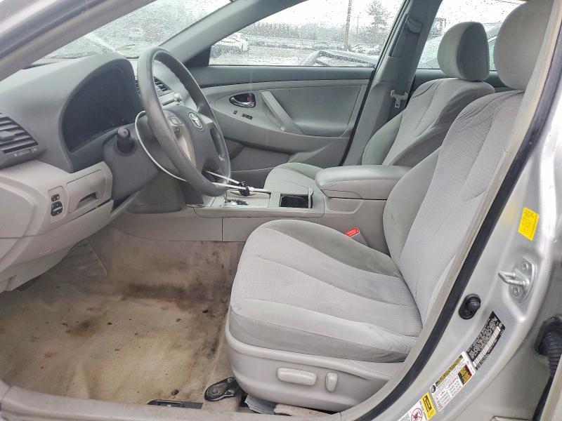 2011 Toyota Camry le