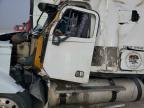 2005 Freigliner 2005 Freightliner Columbia 120 Semi Truck
