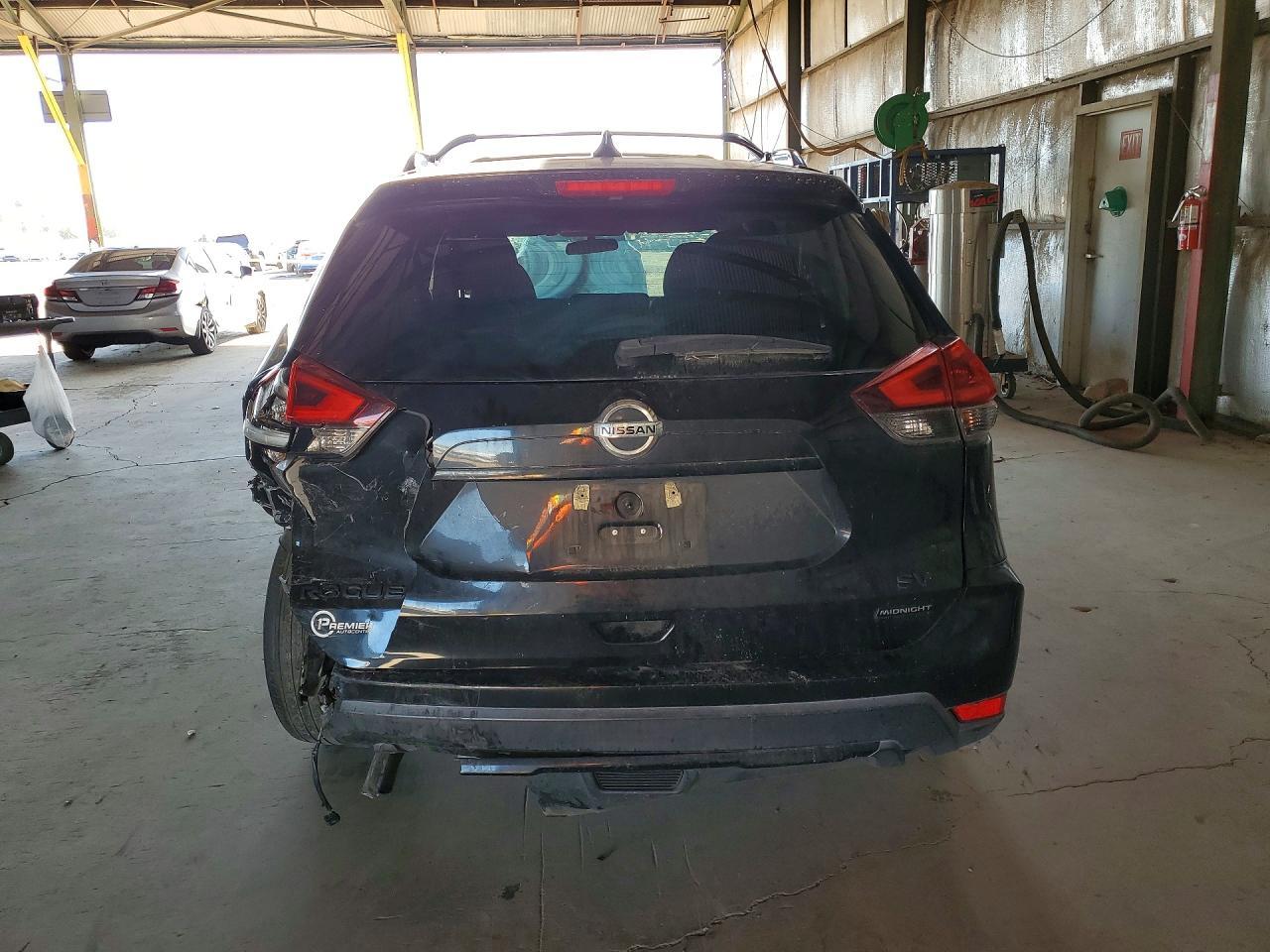 2018 Nissan Rogue sv