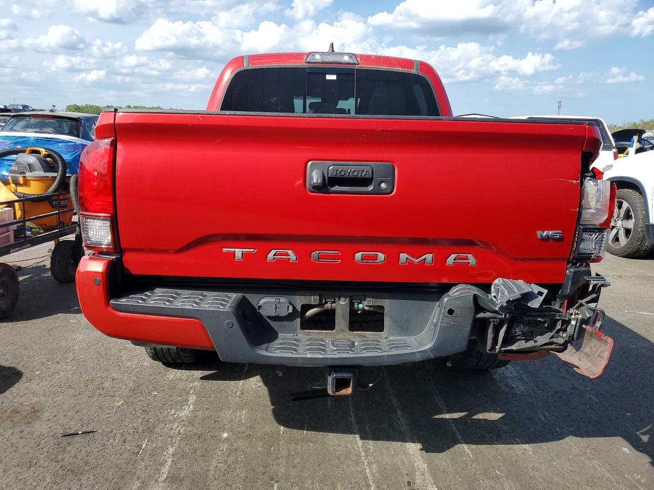 2018 Toyota Tacoma TRD Sport