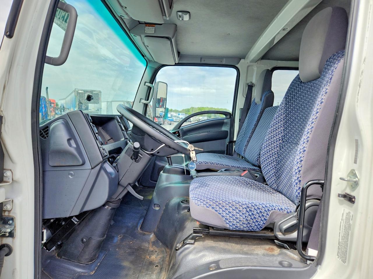 2023 Chev Rolet 4500 BOX Truck