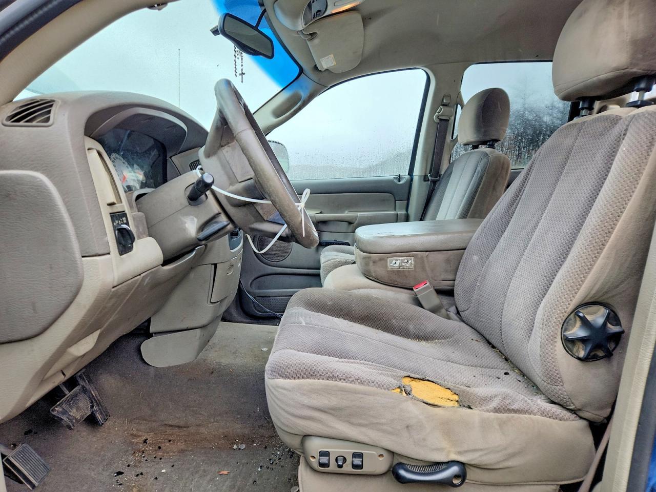 2004 Dodge RAM 1500 ST