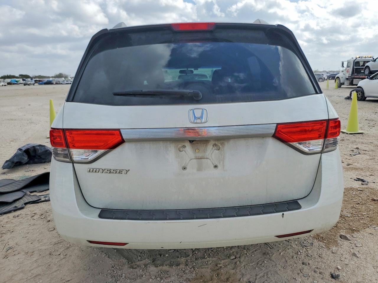 2015 Honda Odyssey lx