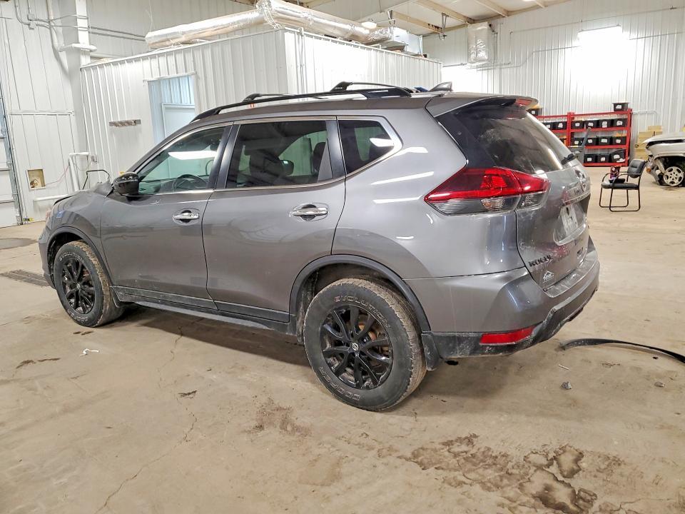 2018 Nissan Rogue sv