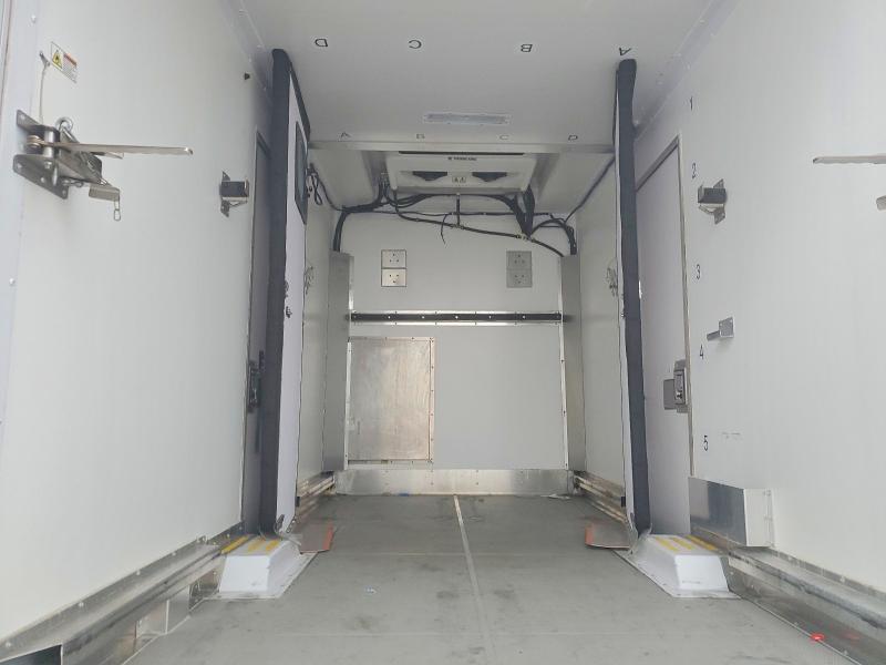 2024 Ford E350 Refrigerated BOX Truck