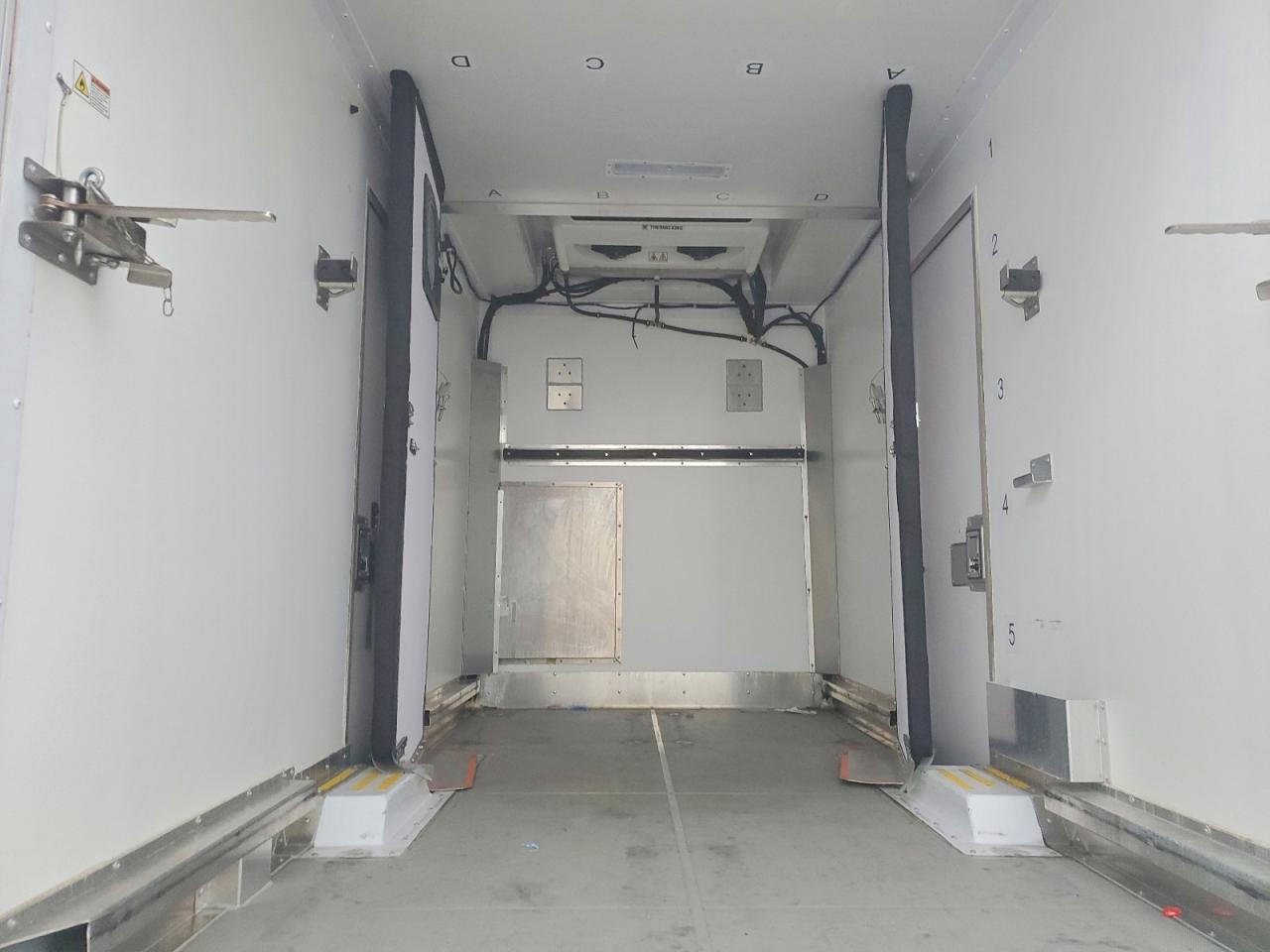 2024 Ford E350 Refrigerated BOX Truck