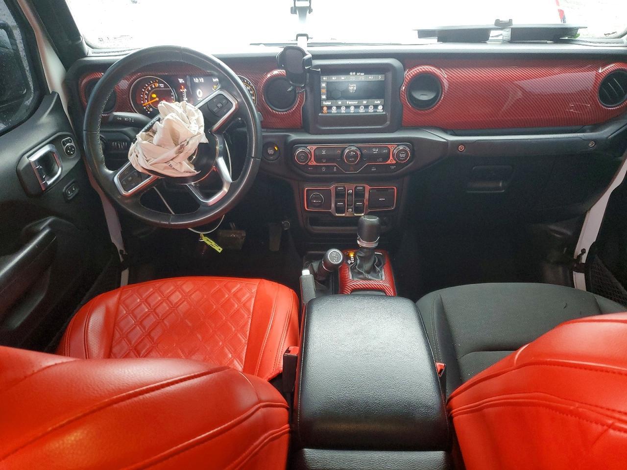 2020 Jeep Gladiator Sport