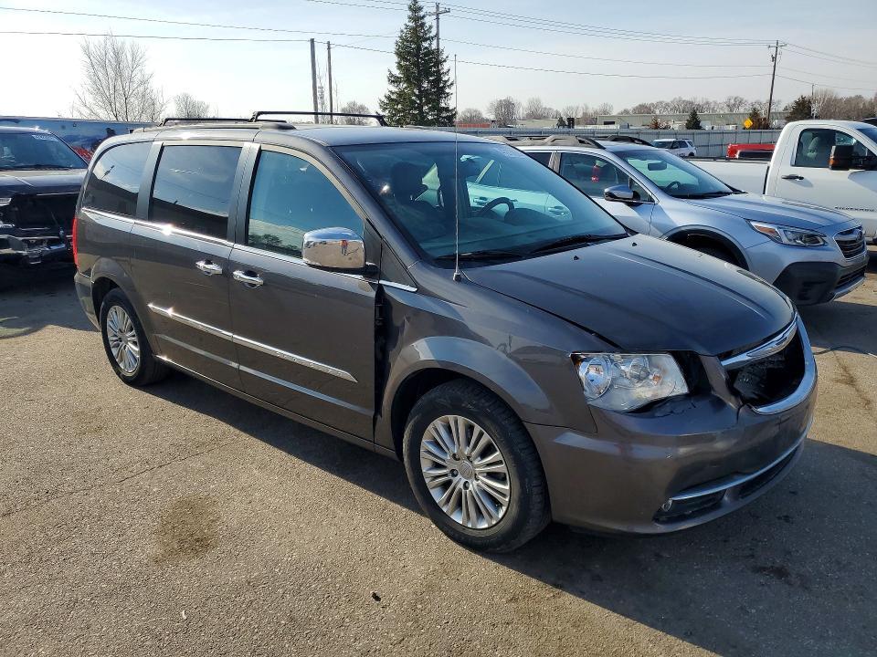 2015 Chrysler Town & Country Touring l
