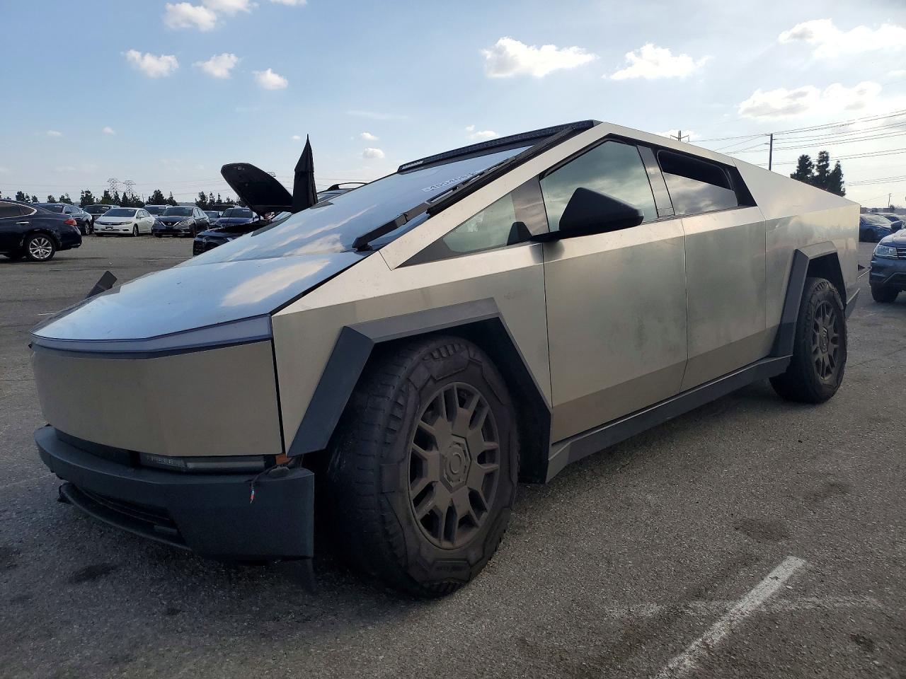2024 Tesla Cybertruck