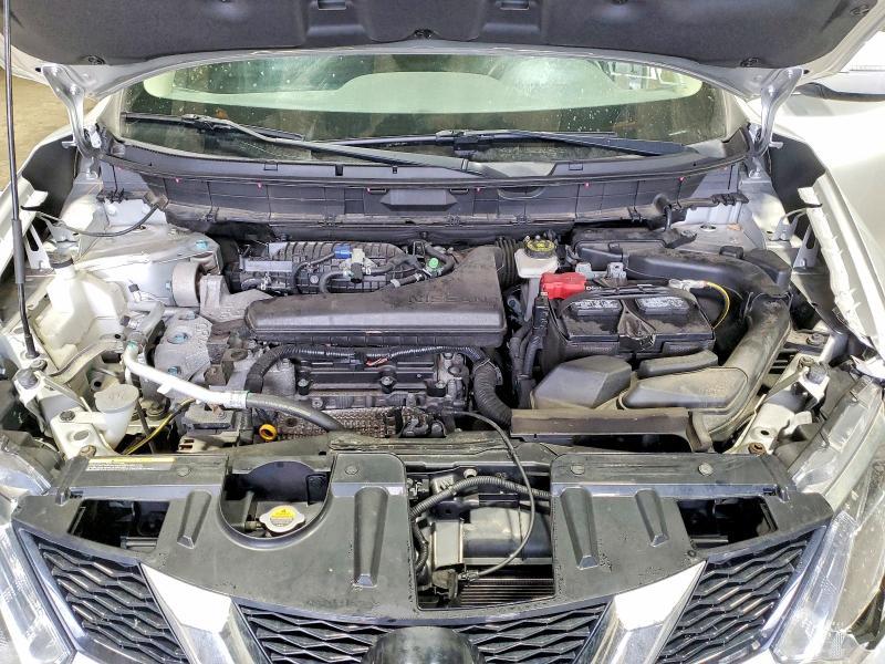 2015 Nissan Rogue sv