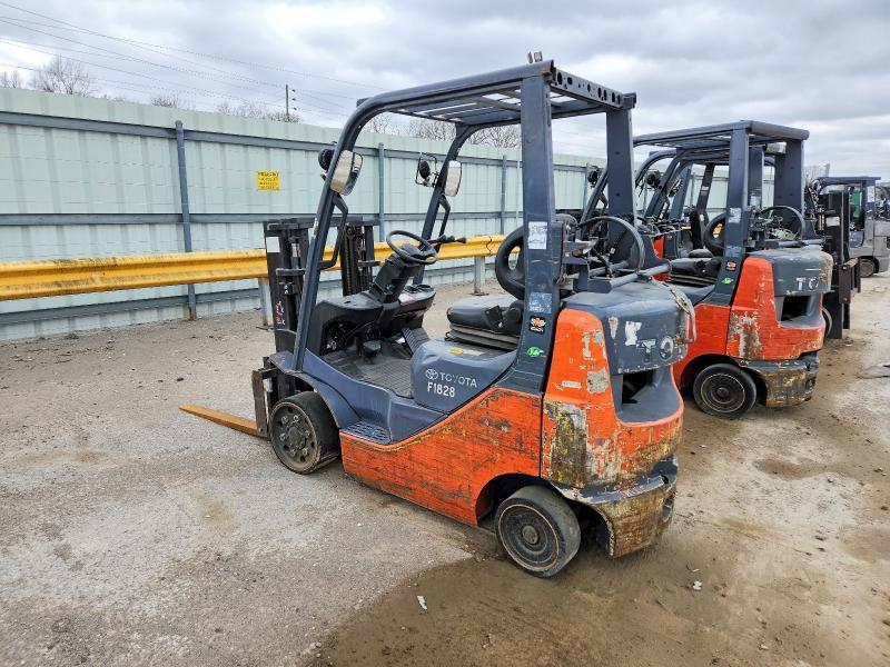 2016 Toyt Forklift