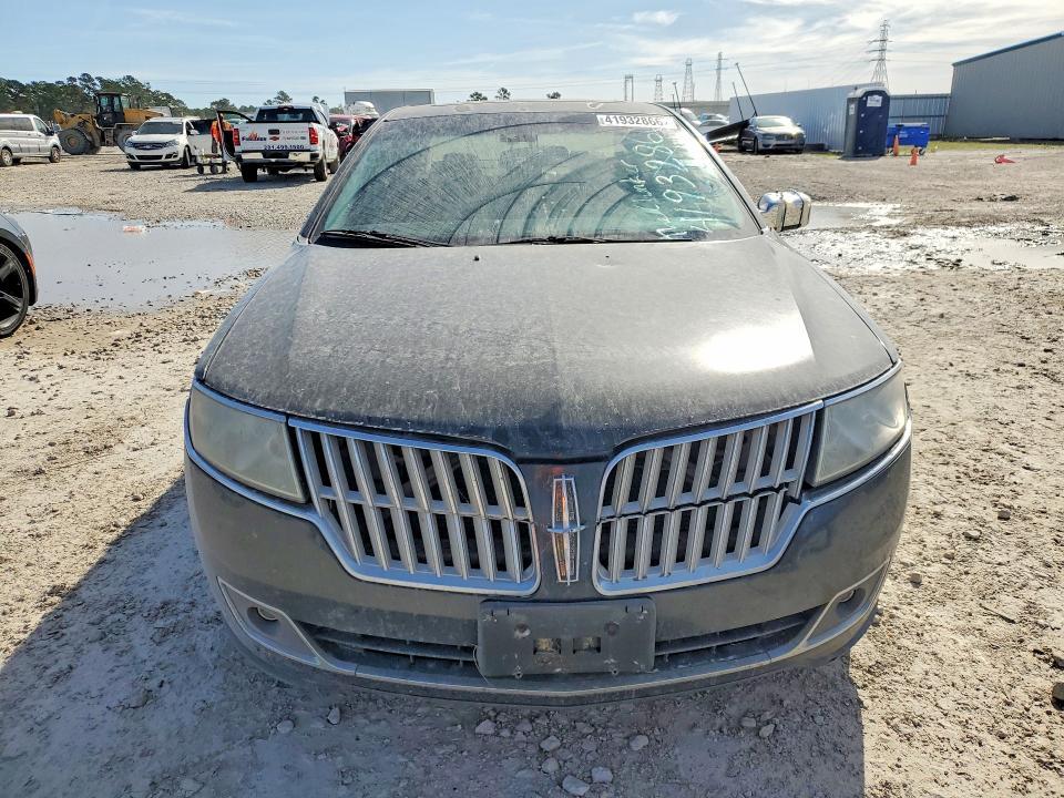 2010 Lincoln MKZ