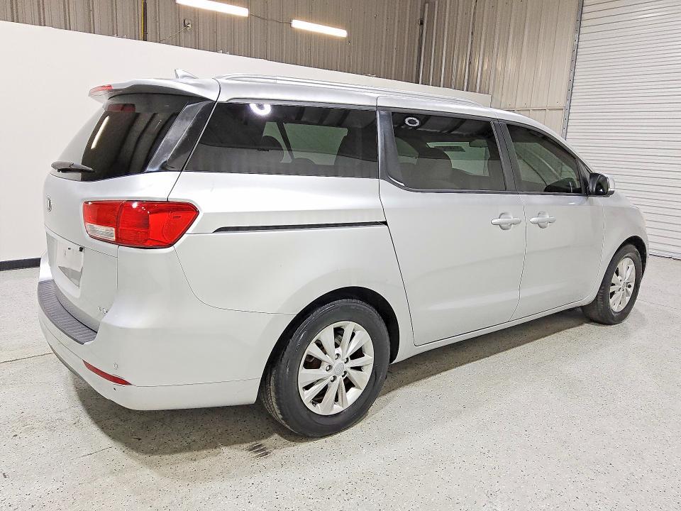 2016 KIA Sedona lx