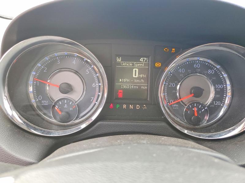 2016 Chrysler Town & Country Touring l