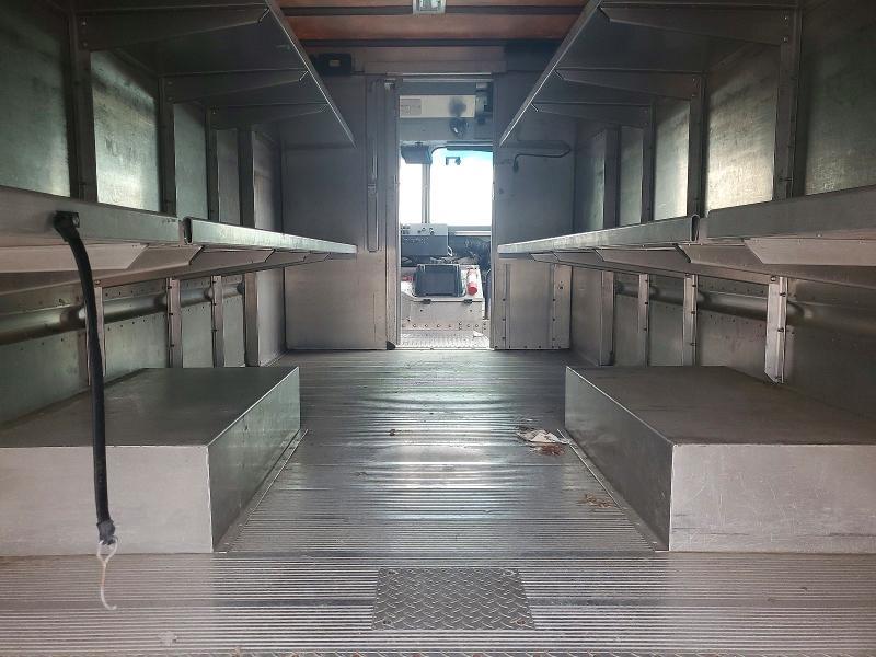2021 Freightliner MT45G Chassis Delivery Truck