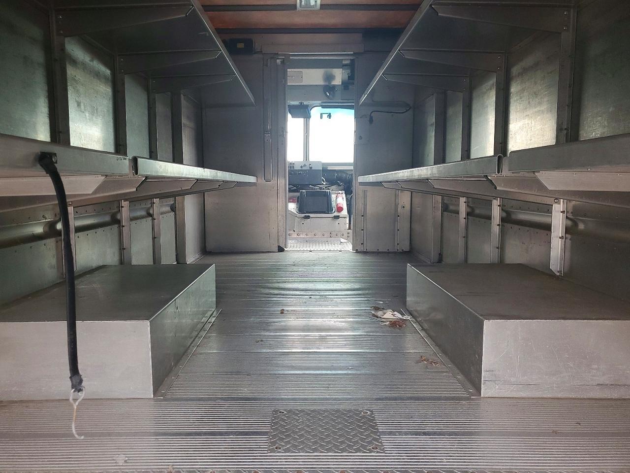 2021 Freightliner MT45G Chassis Delivery Truck