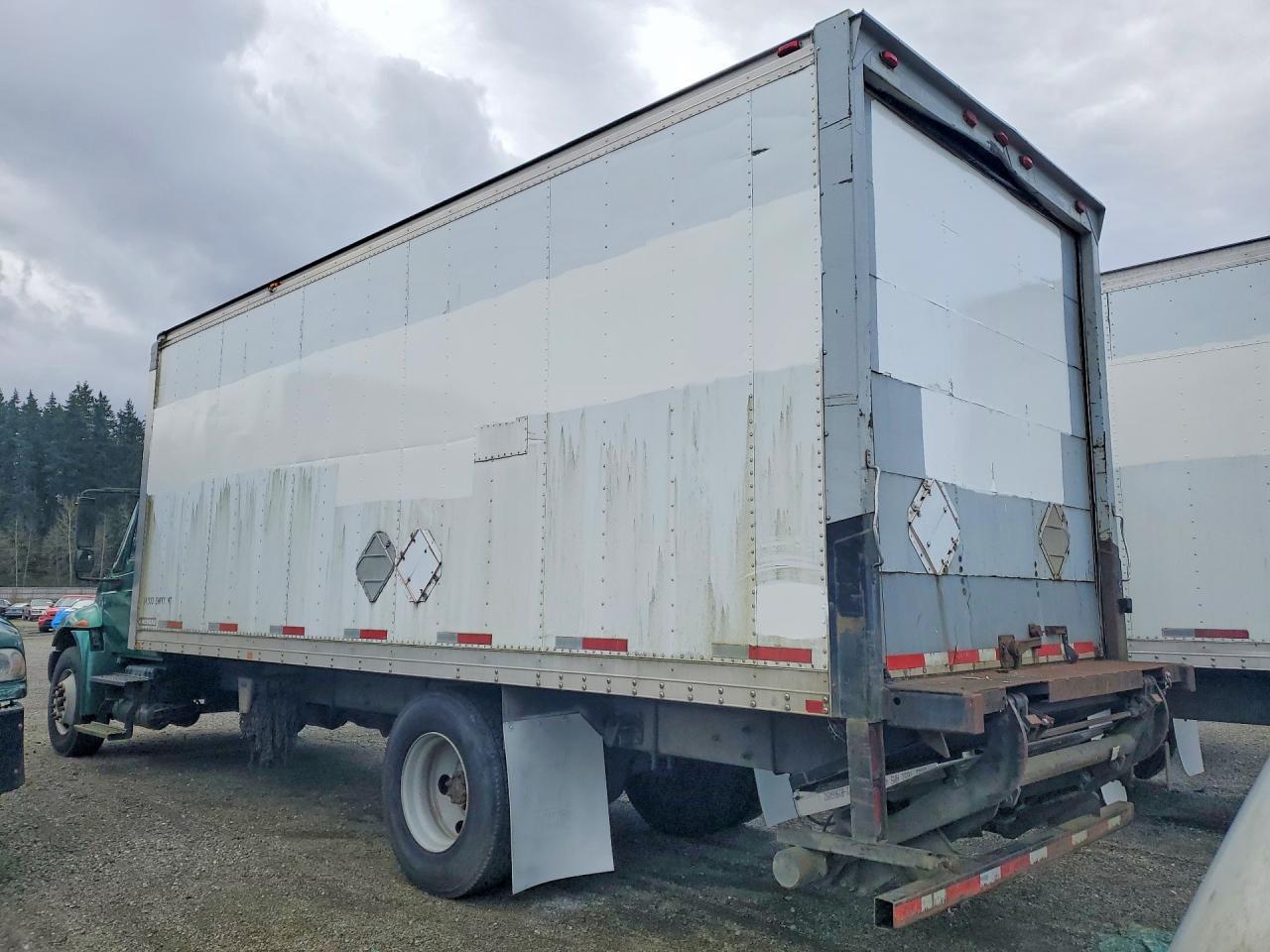 2009 International MA025 BOX Truck