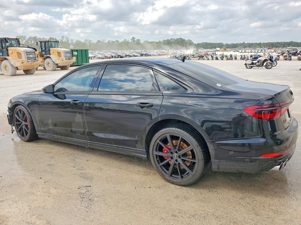 2023 Audi S8