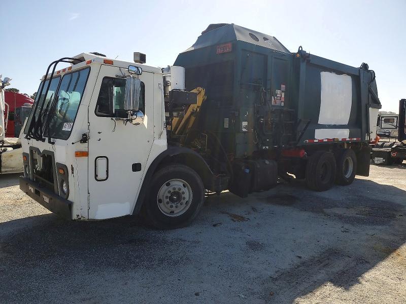 2016 Mack LEU613 Refuse Truck