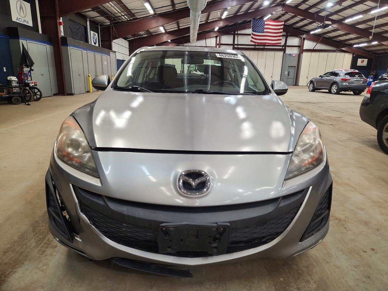 2011 Mazda 3 I