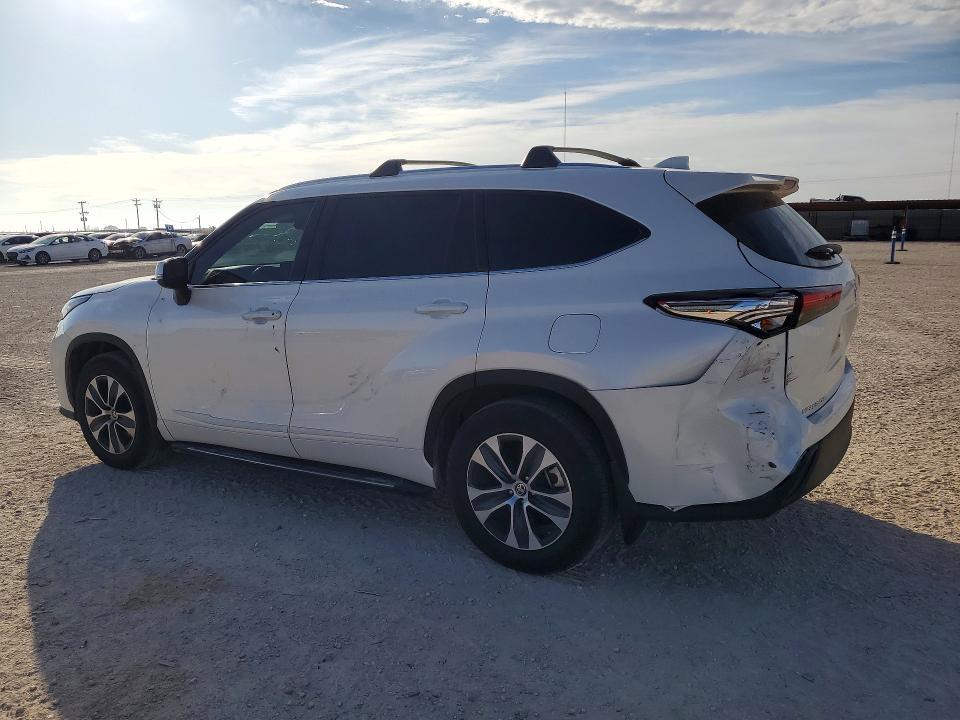 2021 Toyota Highlander xle