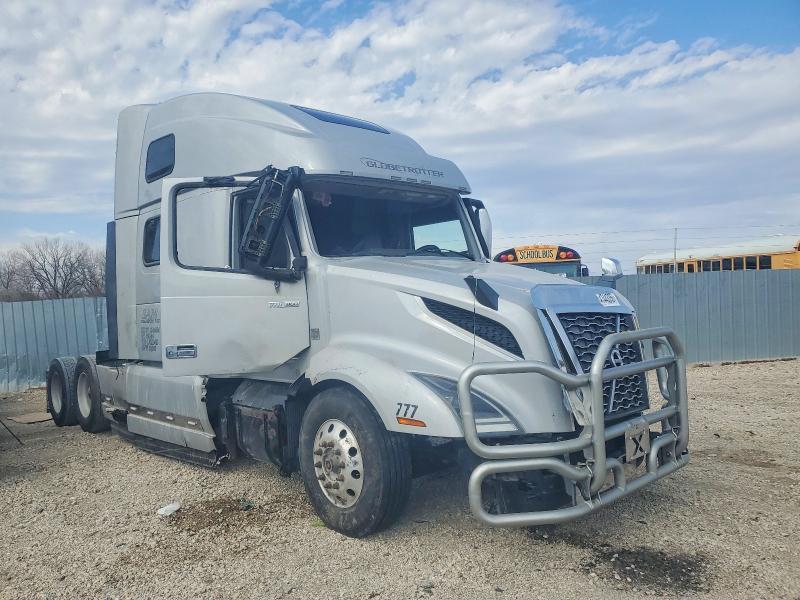 2020 Volv O vnl Semi Truck