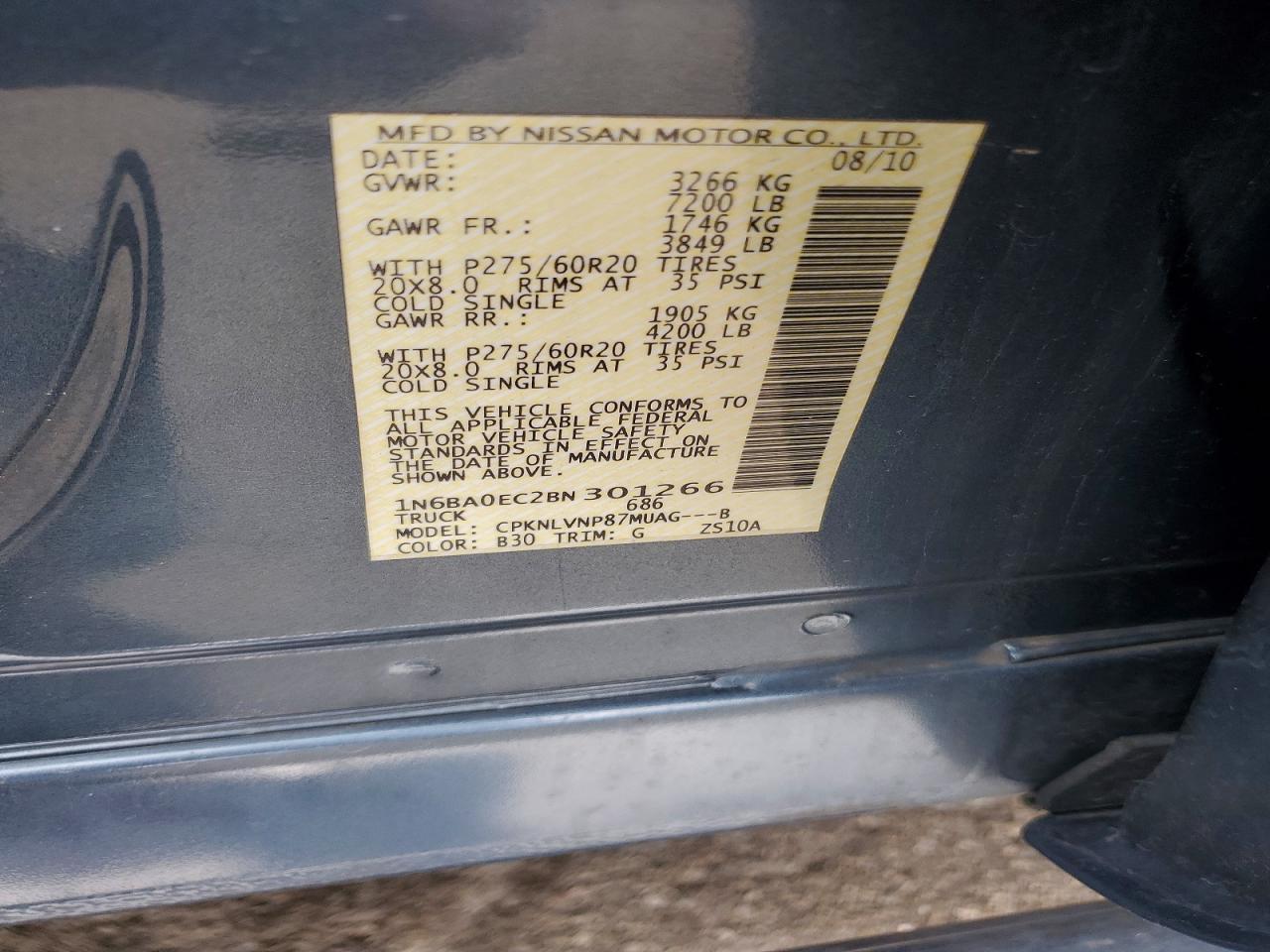 2011 Nissan Titan SV