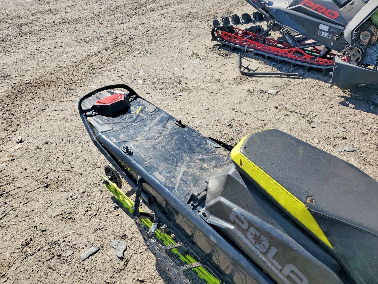 2022 Polaris Matryx RMK PKG