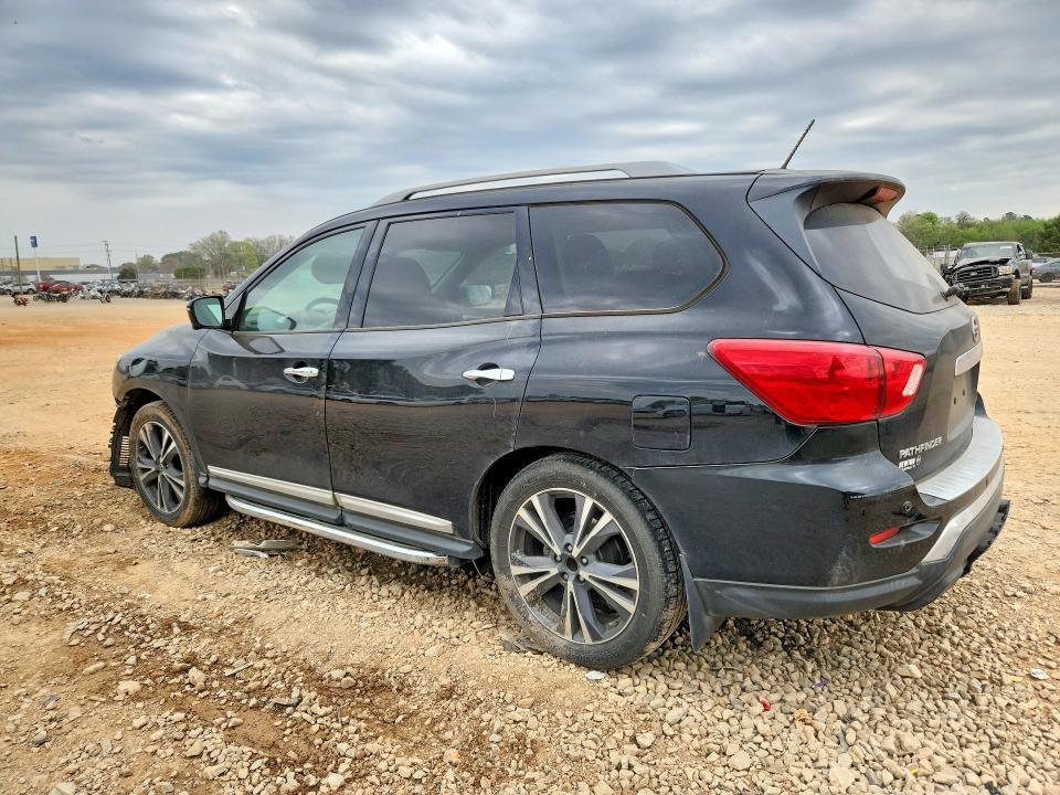 2018 Nissan Pathfinder Platinum