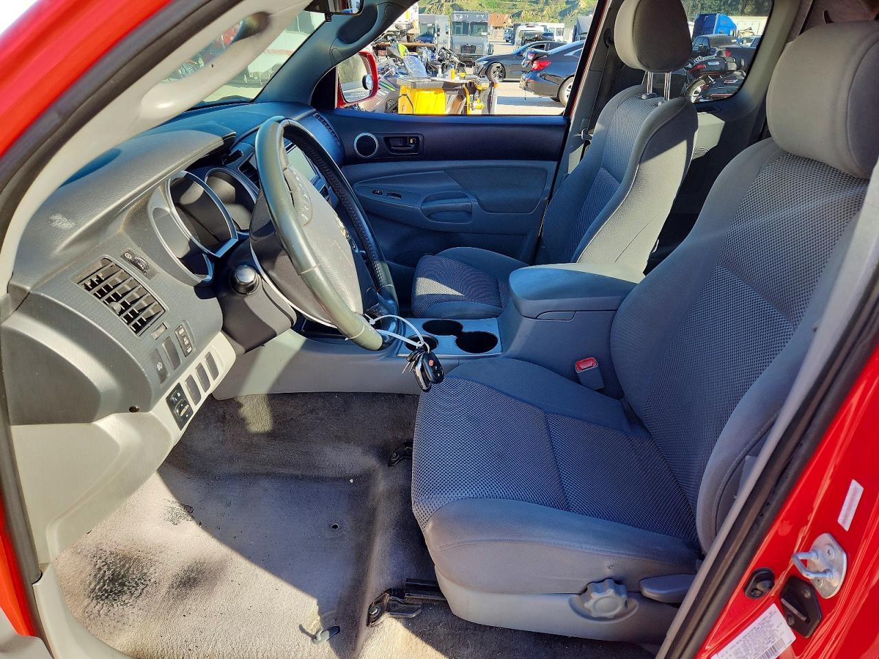 2005 Toyota Tacoma X-RUNNER V6