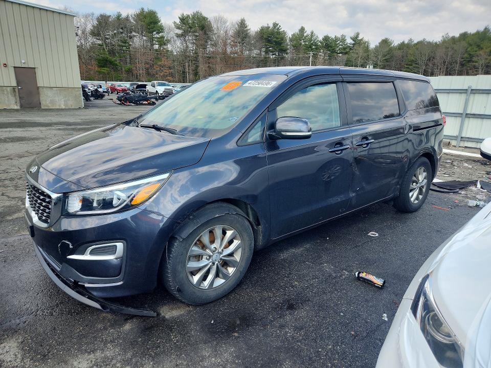 2019 KIA Sedona lx