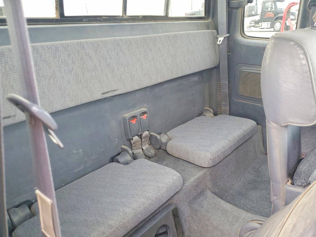 1999 Toyota Tacoma Base