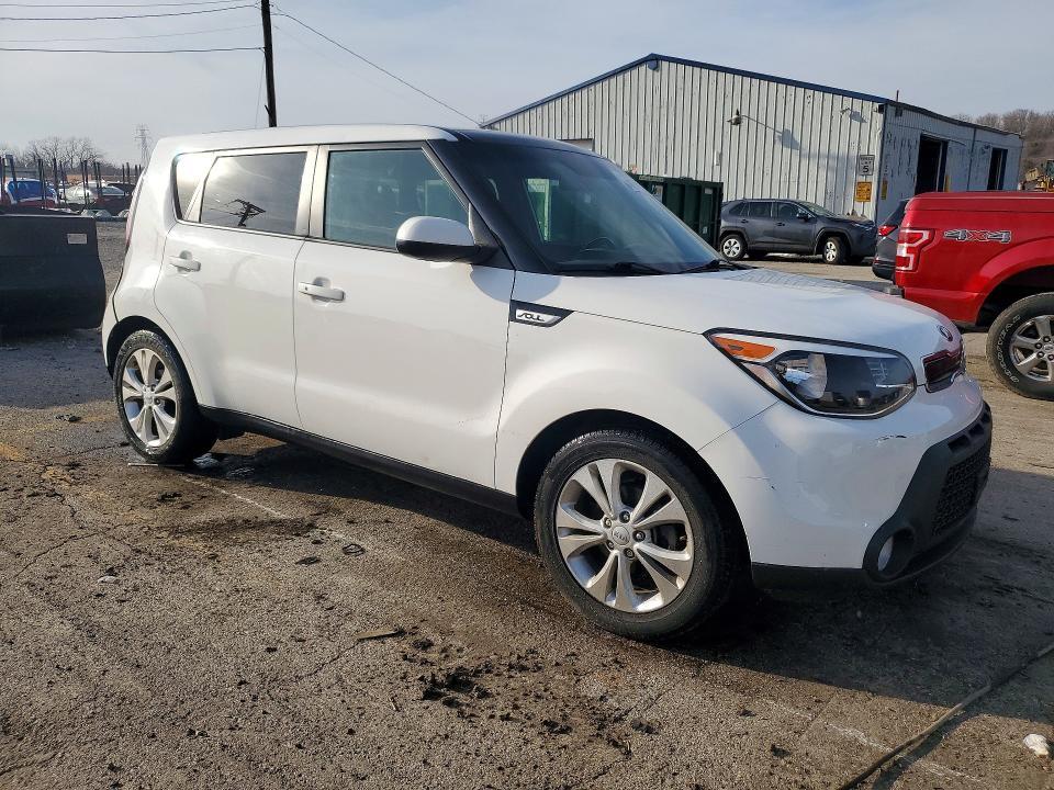 2015 KIA Soul +