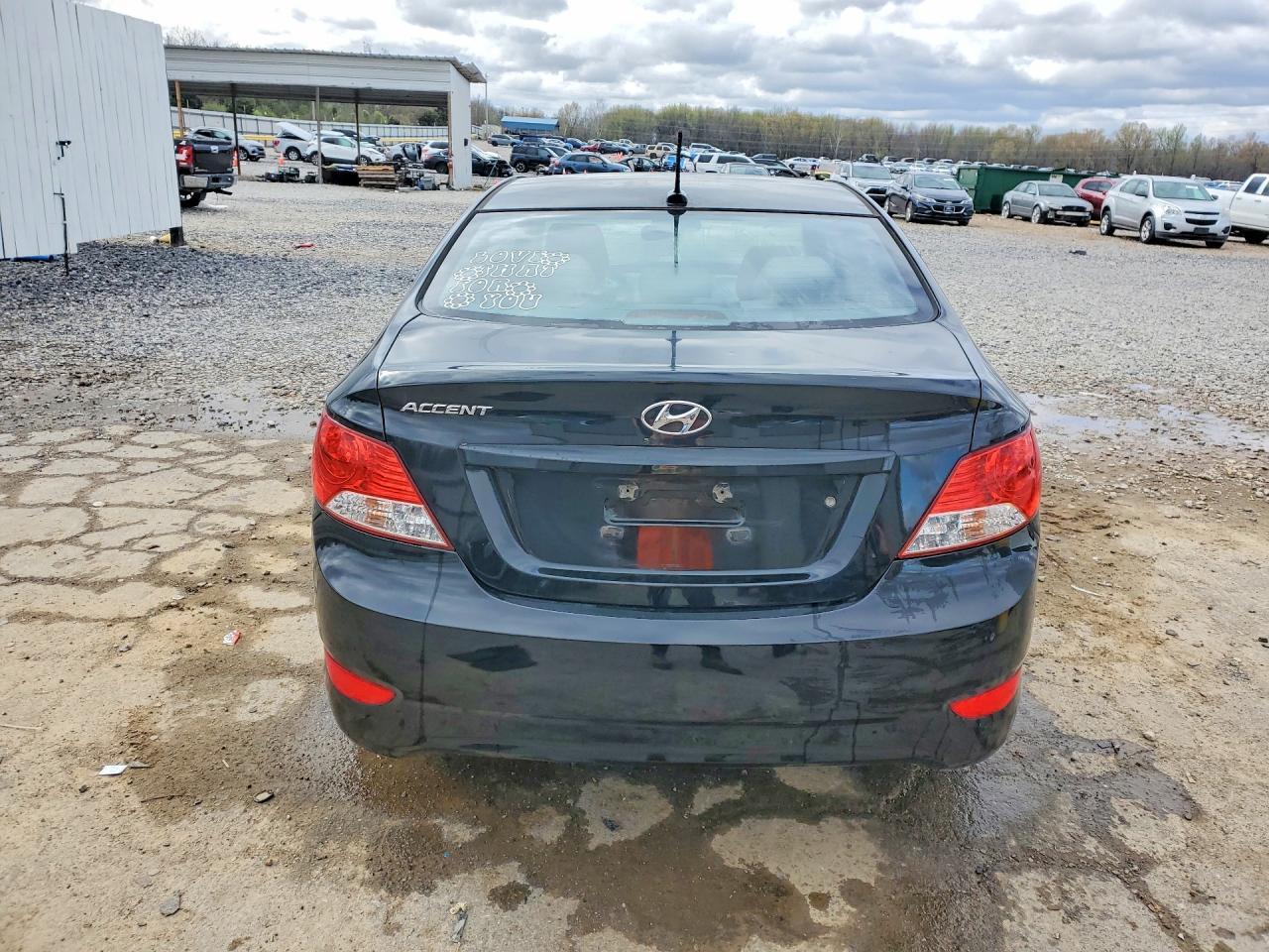 2013 Hyundai Accent gls